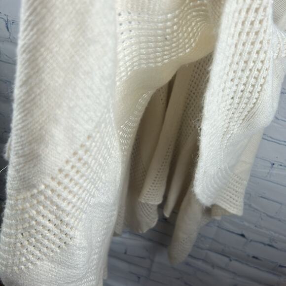 Mudd Hooded Cape Poncho Sweater Cream Open Knit One Size Fits Most - Picture 9 of 9